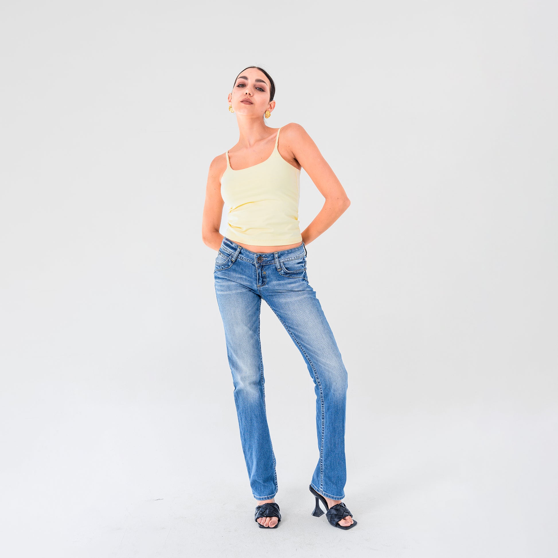 Sleek Scoop Top