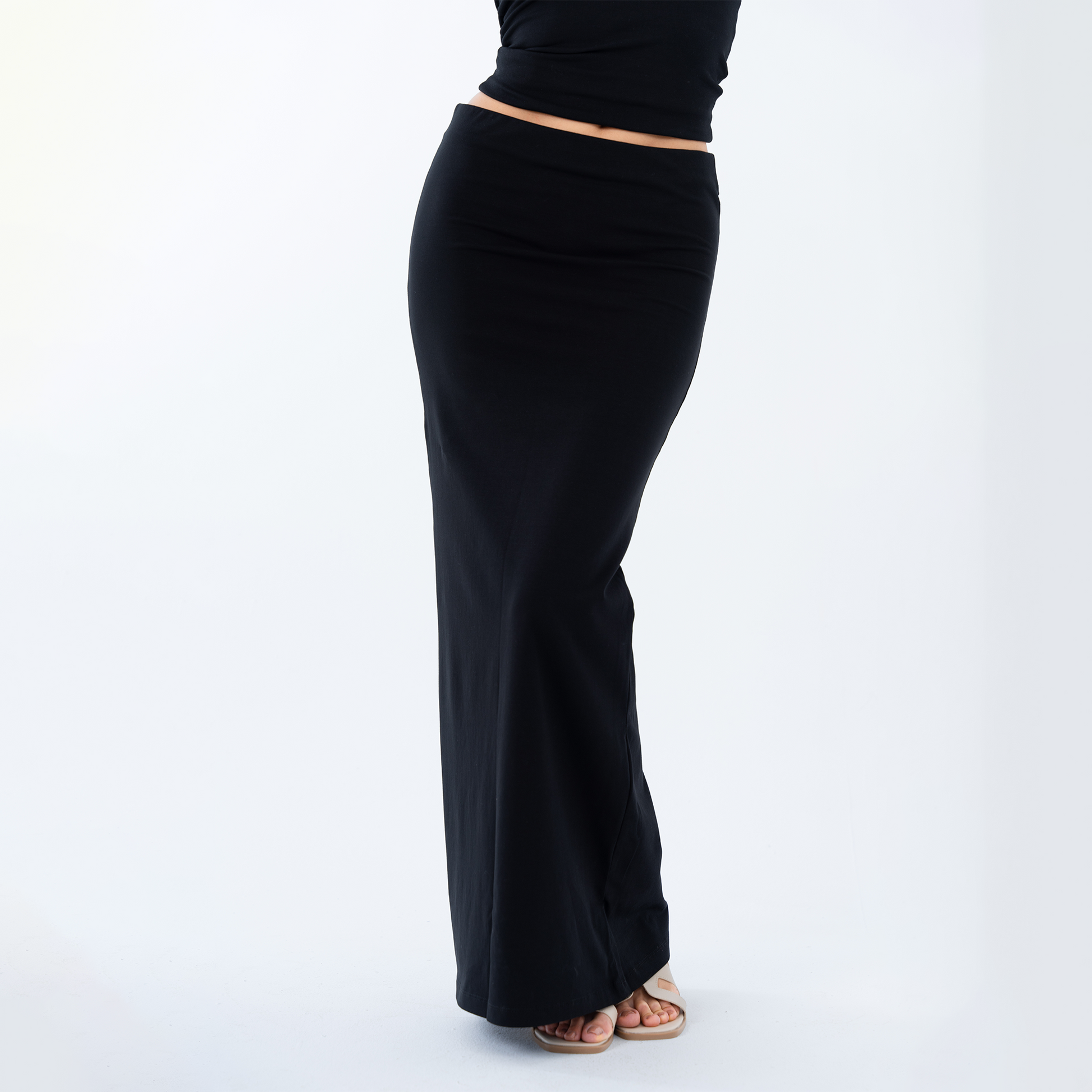 Body-con skirt