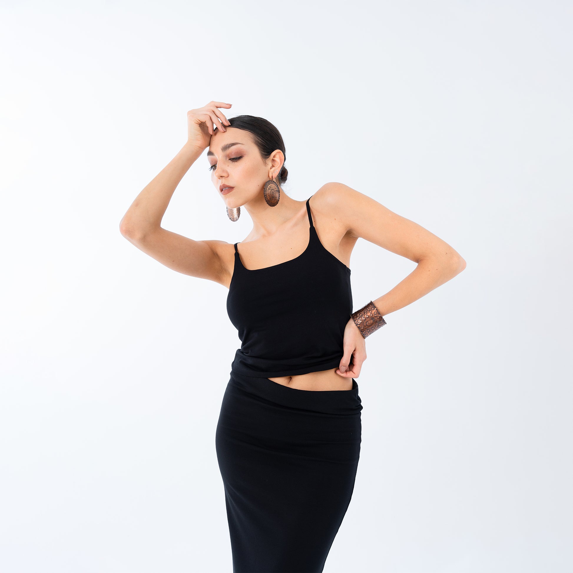 Sleek Scoop Top