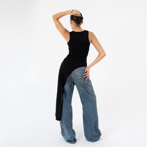 Asymmetrical scoop top