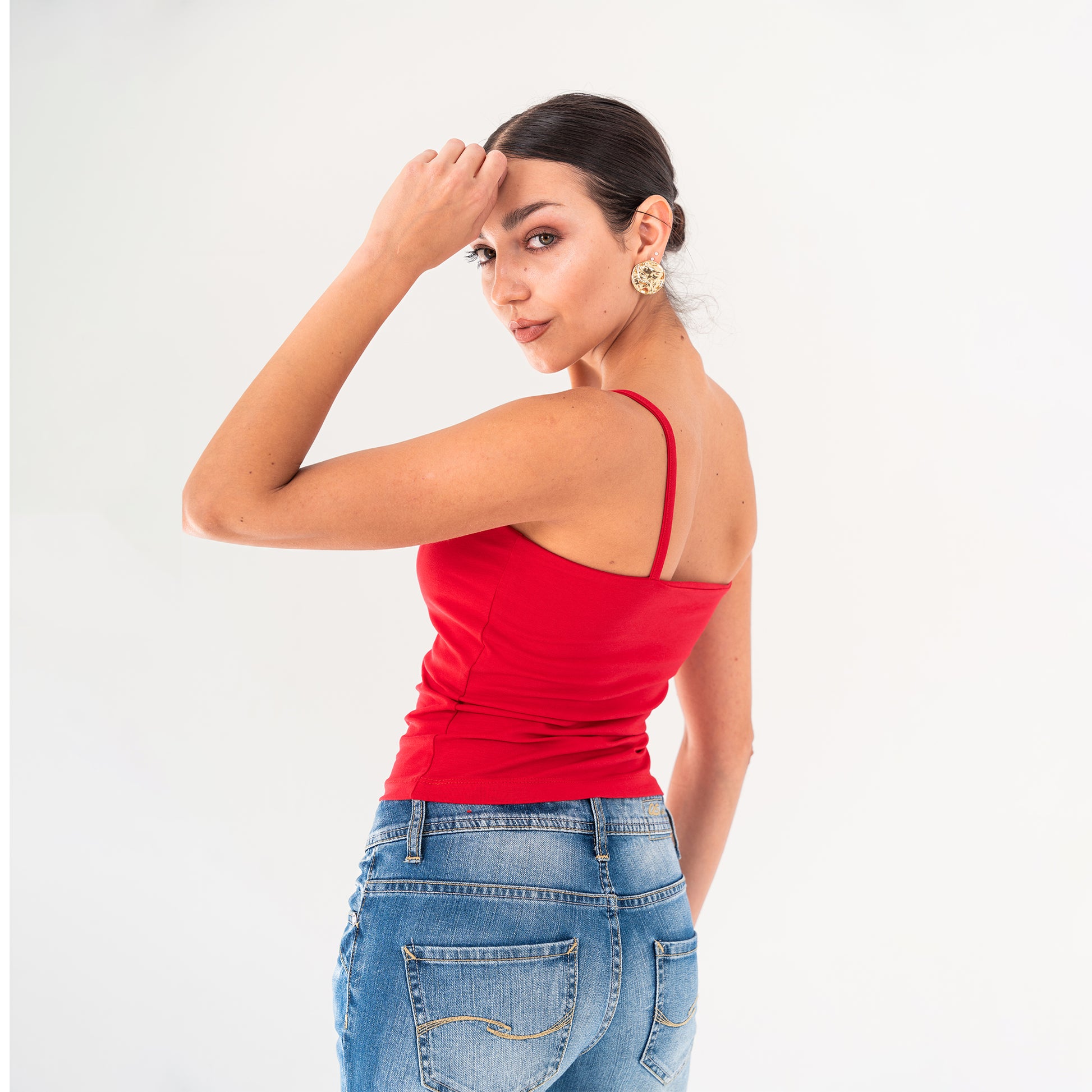Sleek Scoop Top