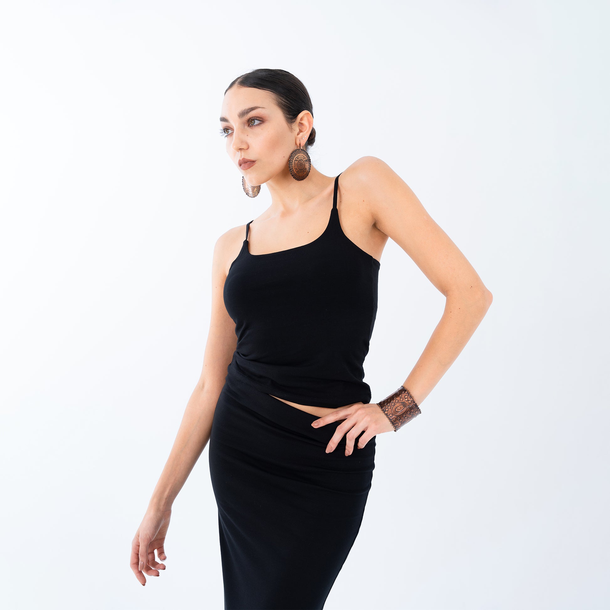 Sleek Scoop Top