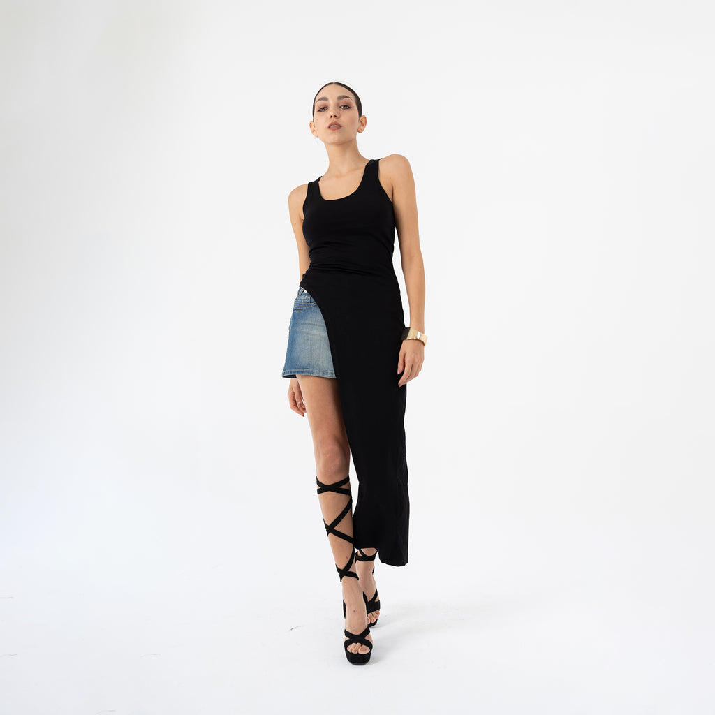 Asymmetrical scoop top