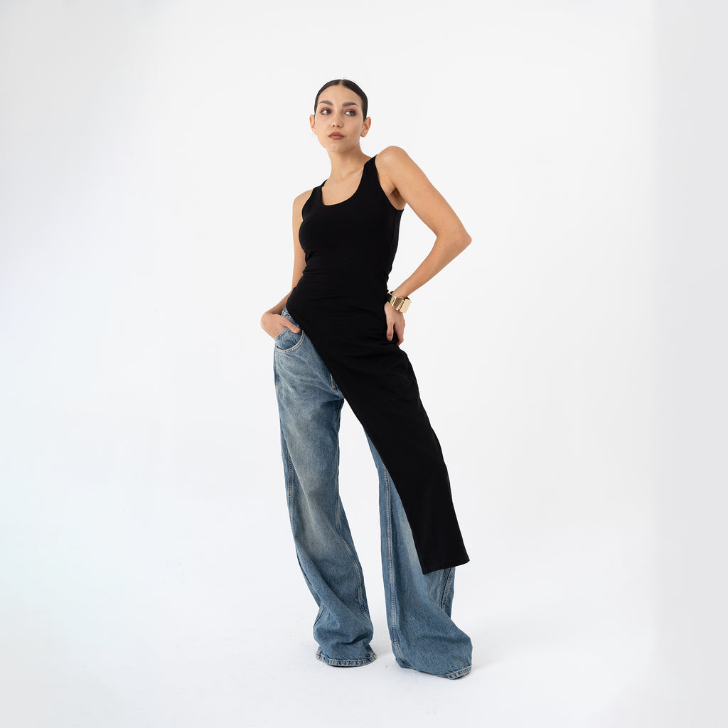 Asymmetrical scoop top